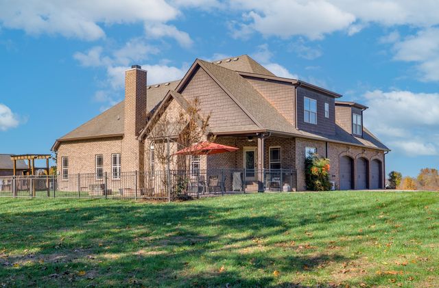 2142 Trieste Trl, Adams, TN 37010