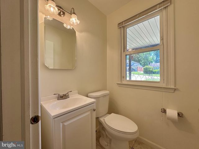 1115 ARUNDEL DR, Wilmington, DE 19808