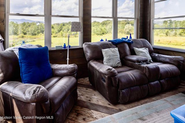 45 Sunset View Drive, Saugerties, NY 12477