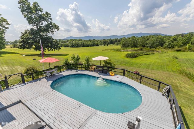 45 Sunset View Drive, Saugerties, NY 12477