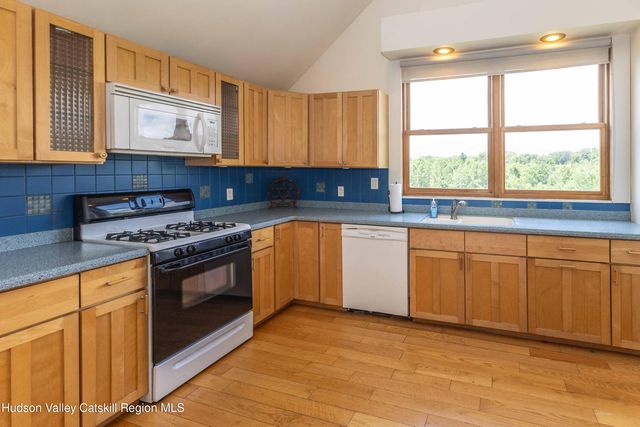 45 Sunset View Drive, Saugerties, NY 12477