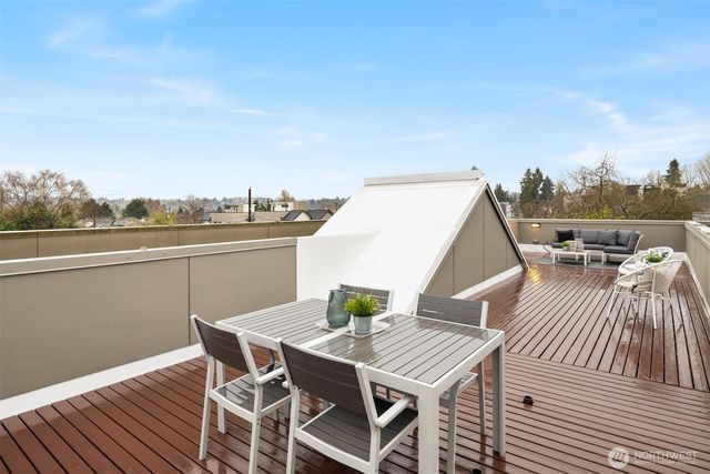 1139 Bradner Place S, Seattle, WA 98144