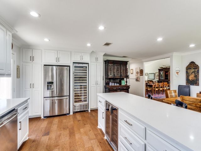 6661 Hillwood Lane, Dallas, TX 75248