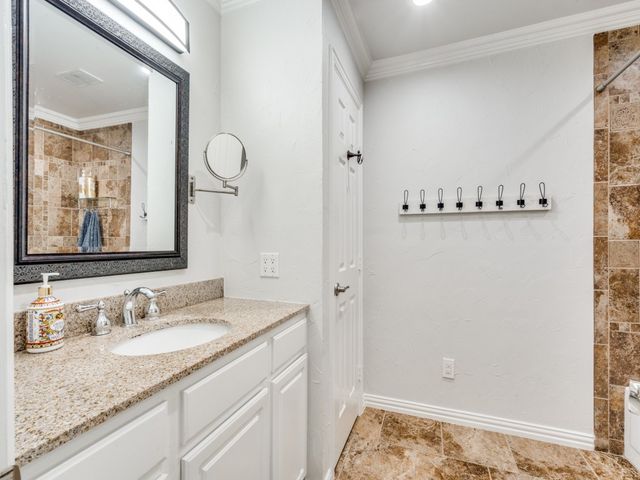 6661 Hillwood Lane, Dallas, TX 75248