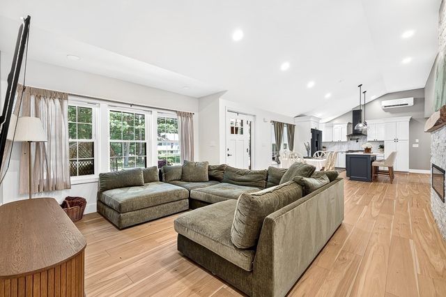 85 Narrows Rd, Westminster, MA 01473