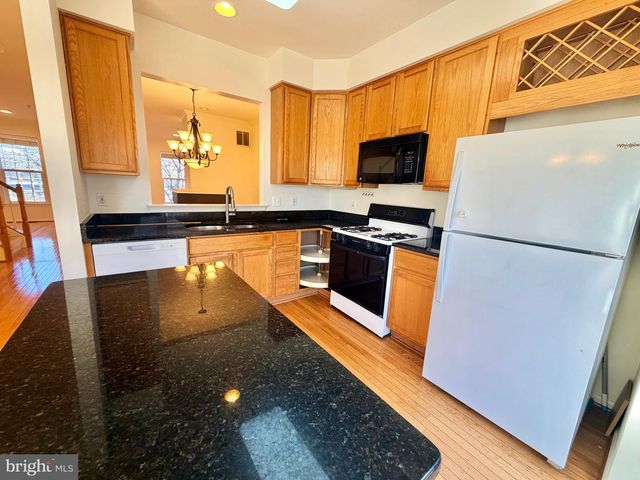 9710 WASHINGTONIAN BLVD, Gaithersburg, MD 20878