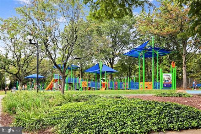 9710 WASHINGTONIAN BLVD, Gaithersburg, MD 20878