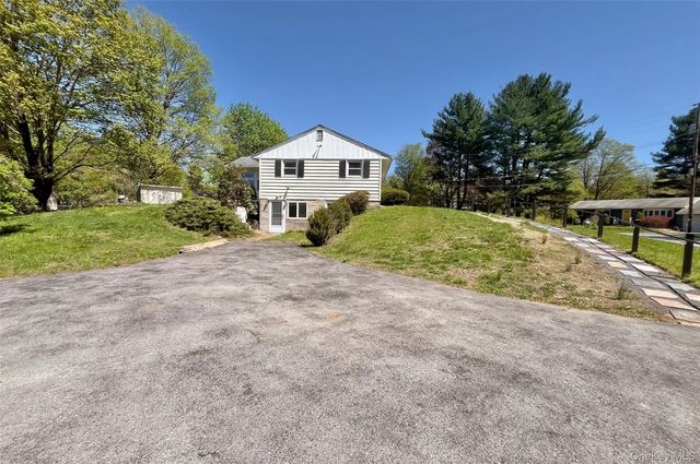 2 Long Meadow Drive, Staatsburg, NY 12580