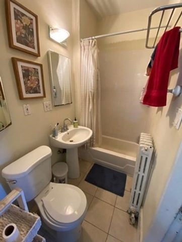 124 Calumet St 3, Boston, MA 02120