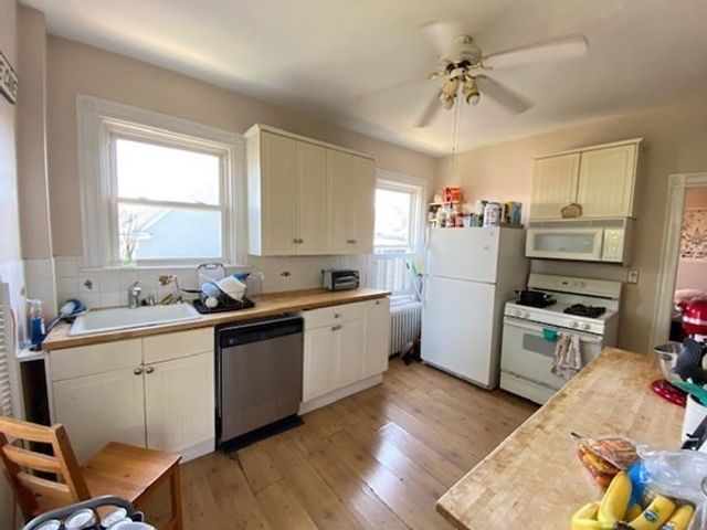 124 Calumet St 3, Boston, MA 02120