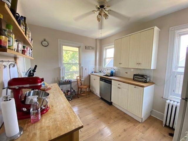 124 Calumet St 3, Boston, MA 02120