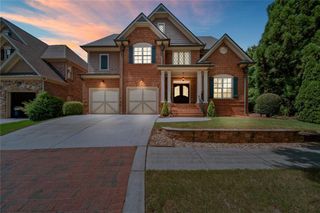 2061 Vicarage Lane, Snellville, GA 30078