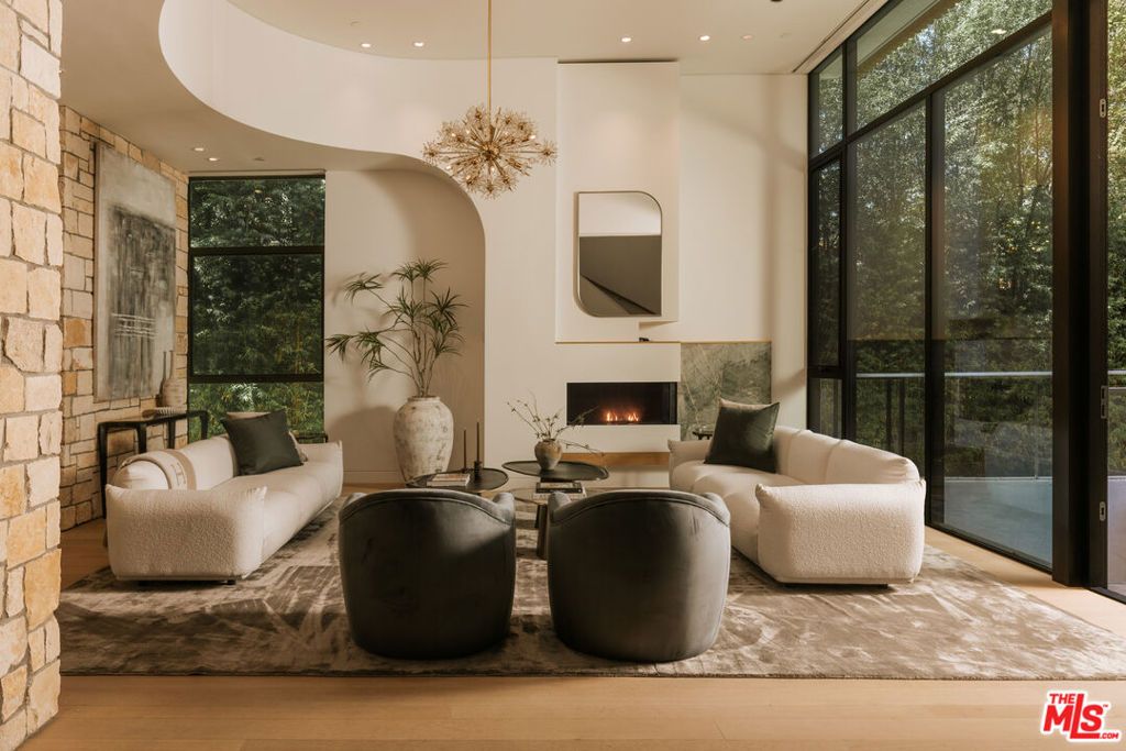 709 Walden Drive, Beverly Hills, CA 90210 — photo 3