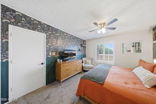 5757 W EUGIE Avenue 2073, Glendale, AZ 85304