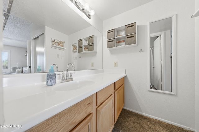 5757 W EUGIE Avenue 2073, Glendale, AZ 85304