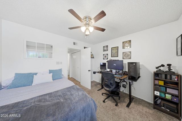 5757 W EUGIE Avenue 2073, Glendale, AZ 85304