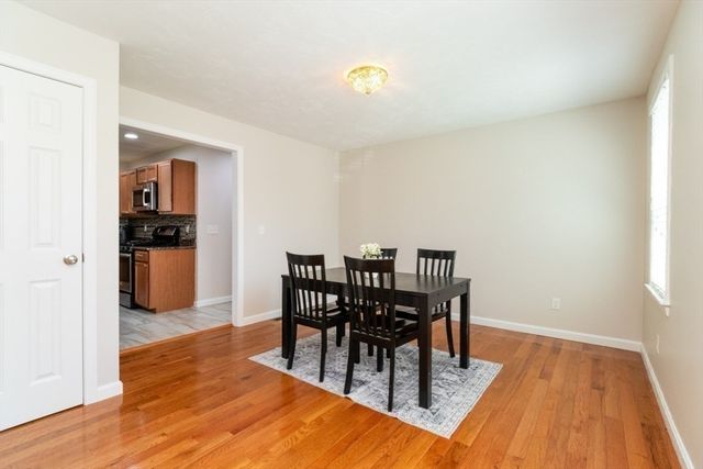 264 Charge Pond Rd, Wareham, MA 02571