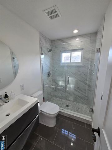 38 Bobbink Terrace, East Rutherford, NJ 07073