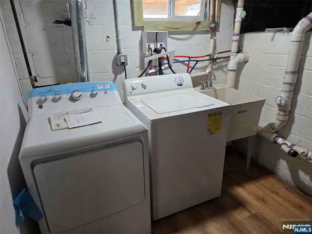 38 Bobbink Terrace, East Rutherford, NJ 07073