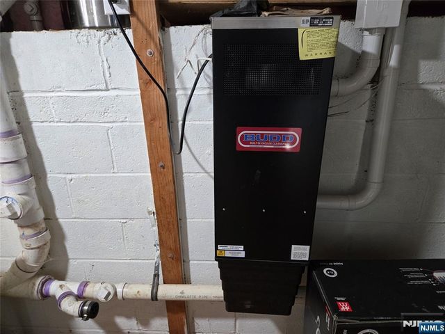 38 Bobbink Terrace, East Rutherford, NJ 07073