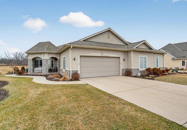 W162N5503 Westwind DRIVE, Menomonee Falls, WI 53051