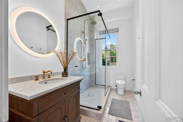 2612 S 12th Street, St Louis, MO 63118