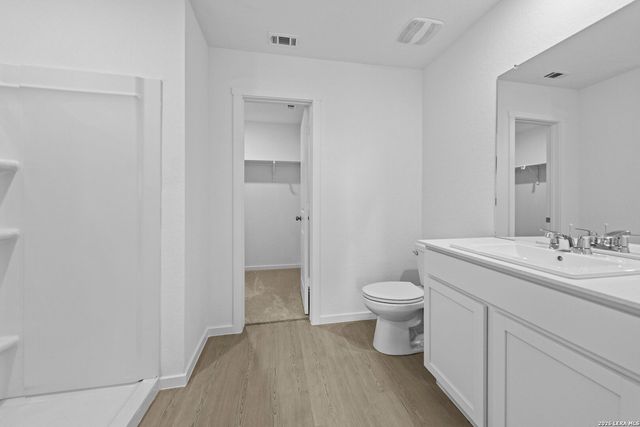 12907 Kathleen St, St Hedwig, TX 78152