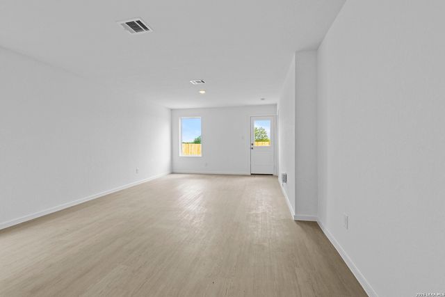 12907 Kathleen St, St Hedwig, TX 78152