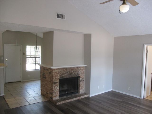509 Algerita DR B, Georgetown, TX 78628