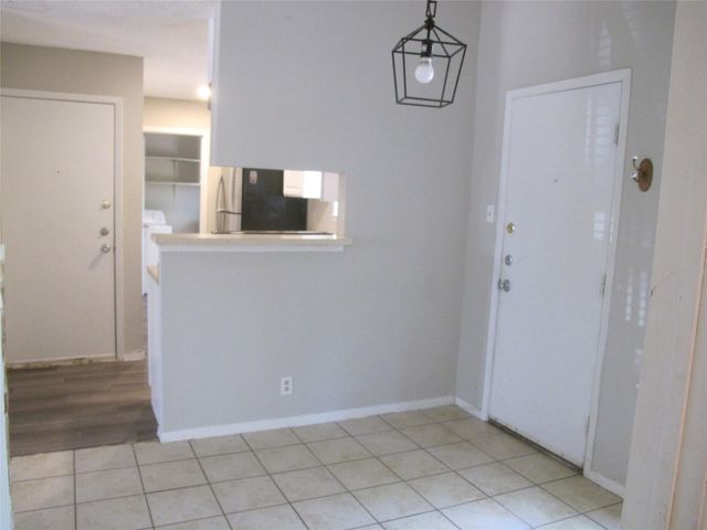 509 Algerita DR B, Georgetown, TX 78628