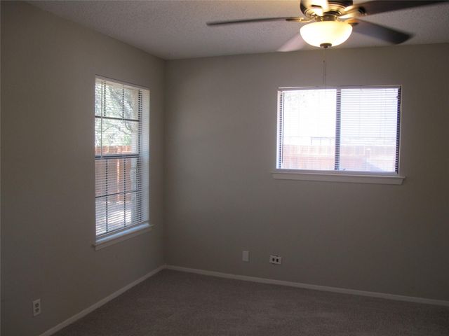 509 Algerita DR B, Georgetown, TX 78628