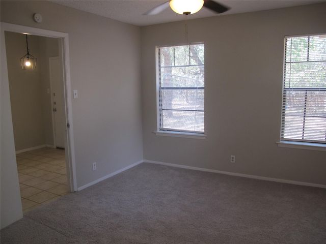 509 Algerita DR B, Georgetown, TX 78628