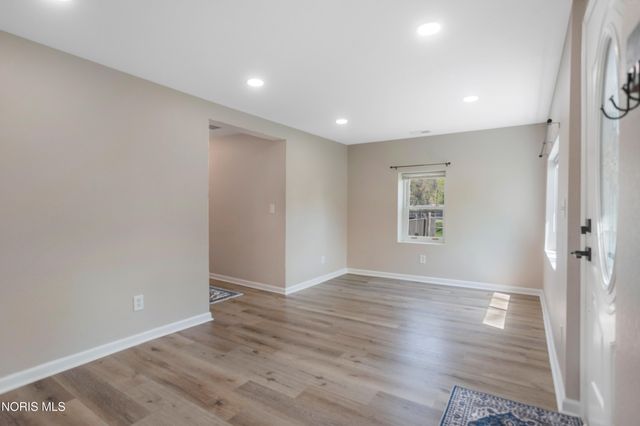 5236 Calvin Avenue, Sylvania, OH 43560