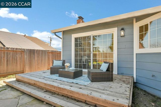 34 34 Midhill Rd, Martinez, CA 94553