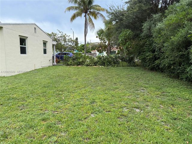 10860 NE 11th Avenue, Miami, FL 33161