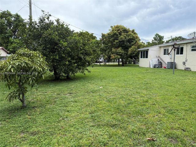 10860 NE 11th Avenue, Miami, FL 33161