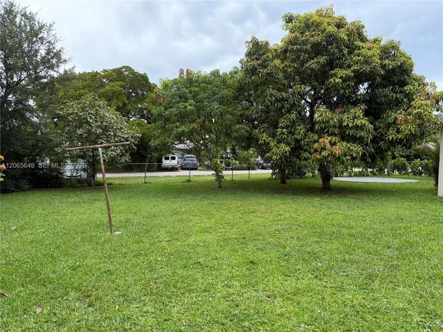 10860 NE 11th Avenue, Miami, FL 33161