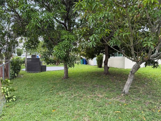 10860 NE 11th Avenue, Miami, FL 33161