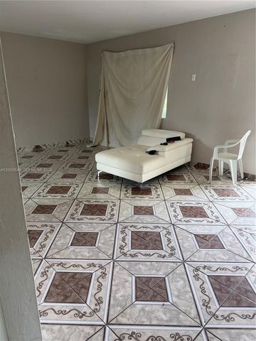 10860 NE 11th Avenue, Miami, FL 33161