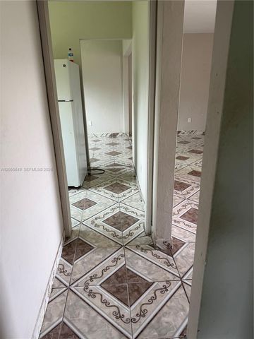 10860 NE 11th Avenue, Miami, FL 33161