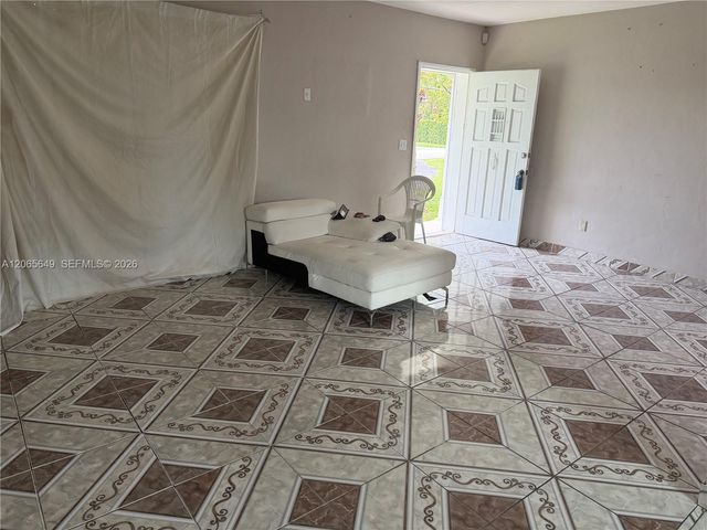 10860 NE 11th Avenue, Miami, FL 33161