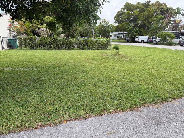 10860 NE 11th Avenue, Miami, FL 33161