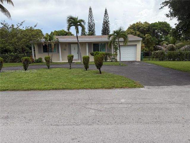 10860 NE 11th Avenue, Miami, FL 33161