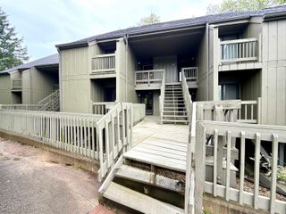 9328 S Lake Ridge Dr Unit 62, Bloomington, IN 47401