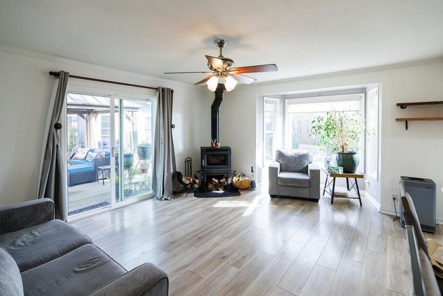 1178 Brookside Ln, Lincoln, CA 95648
