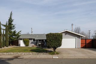 1178 Brookside Ln, Lincoln, CA 95648