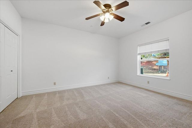 19372 Buck Ridge Rd, Grass Valley, CA 95949