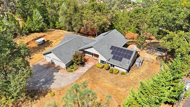 19372 Buck Ridge Rd, Grass Valley, CA 95949