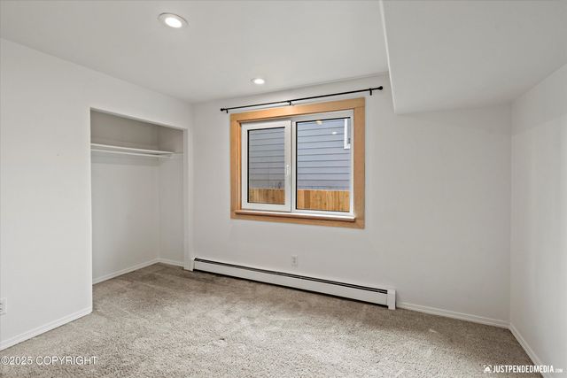 3135 E 17th Avenue, Anchorage, AK 99508