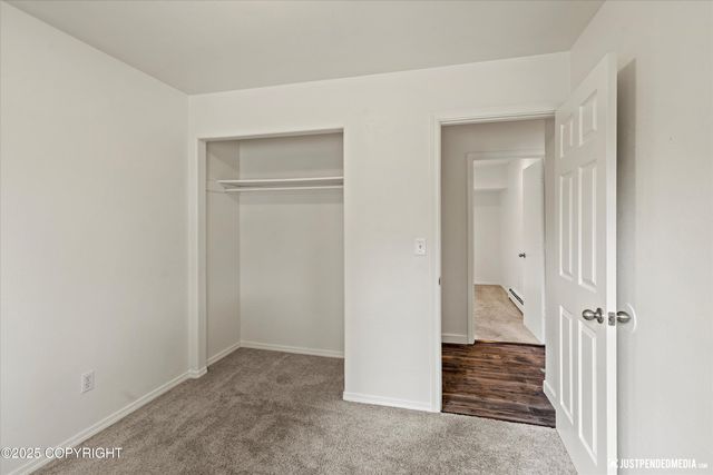 3135 E 17th Avenue, Anchorage, AK 99508